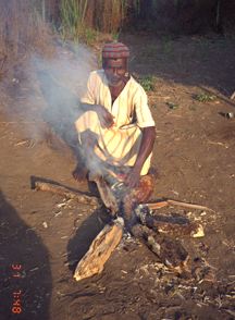 cd1709-79-f504-18.jpg Closing rites, cooking the medicine