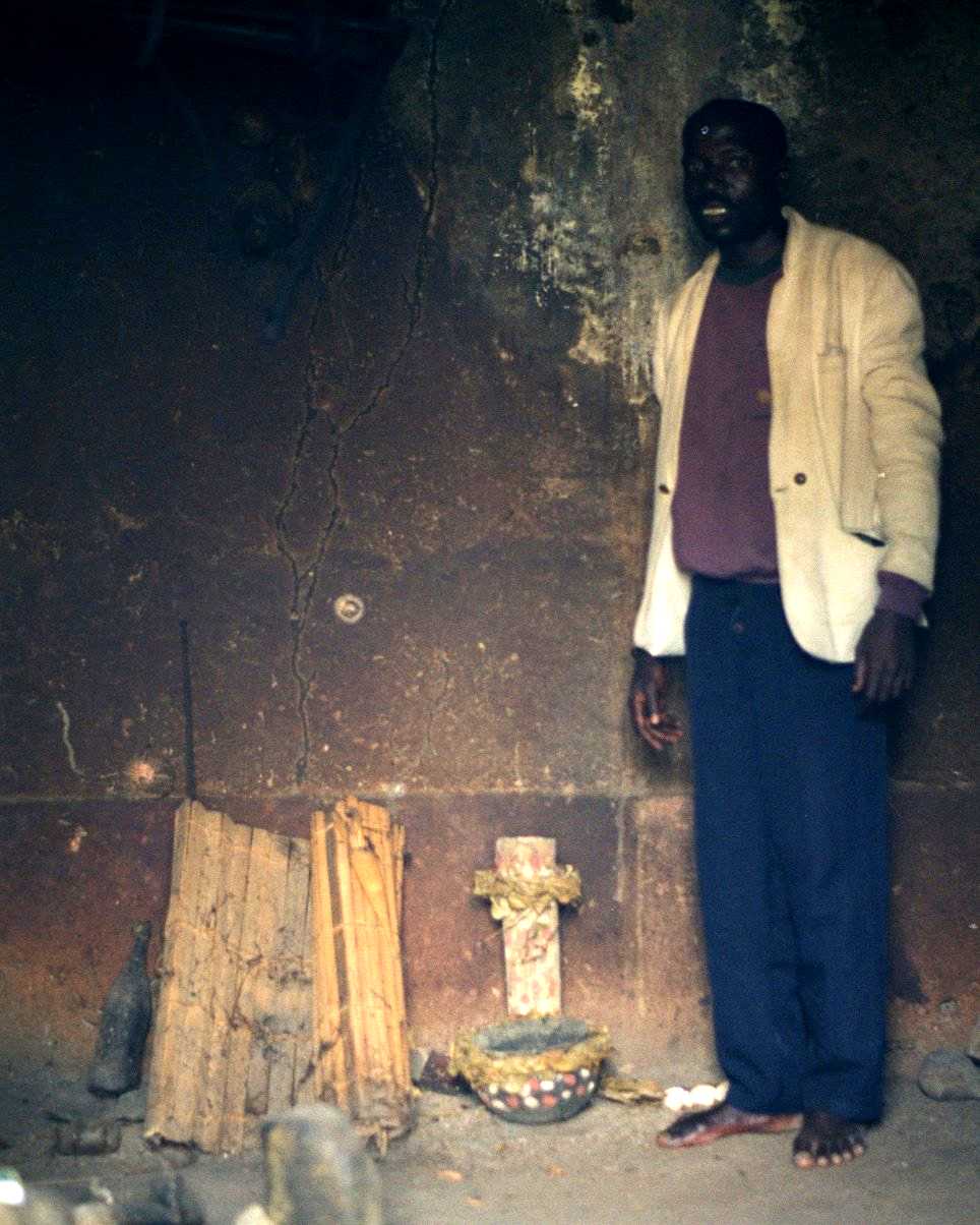 Ritual objects in  'the house of the pot'